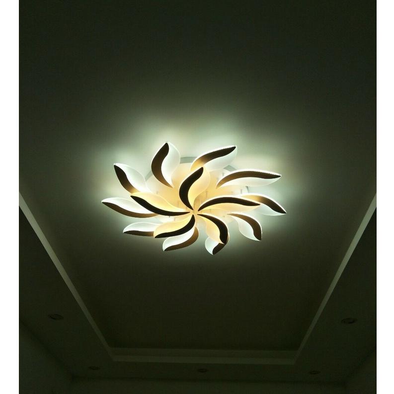 Đèn trần MOMO 15 cánh hiện đại