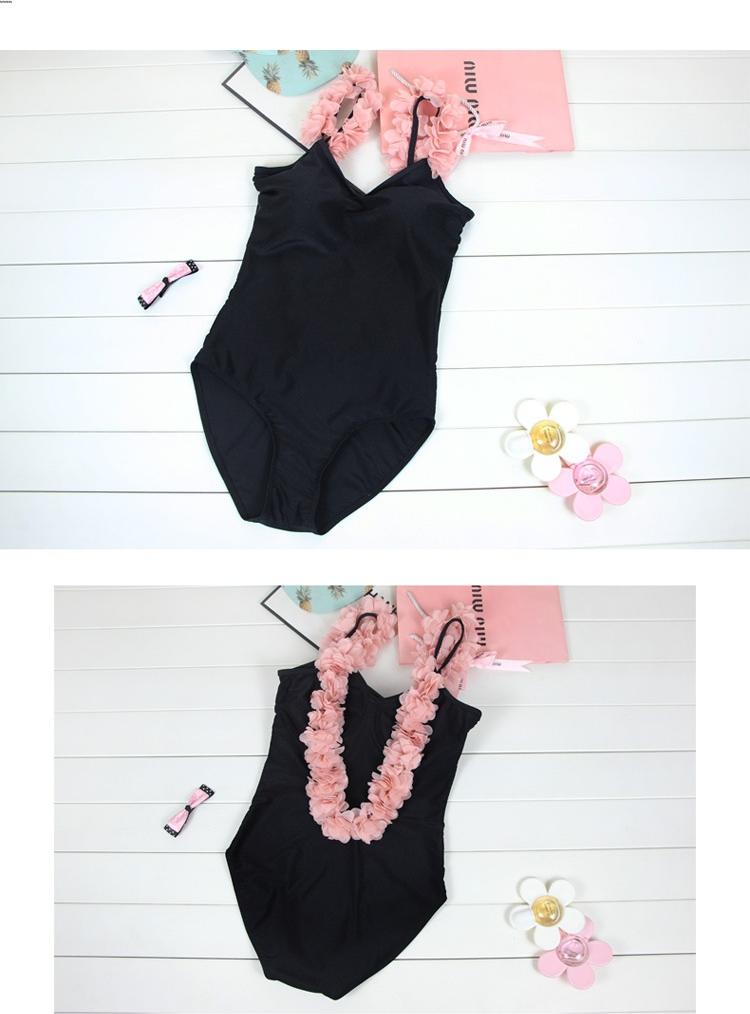 bikini hở eo viền hoa nổi  siêu sang - BK4113