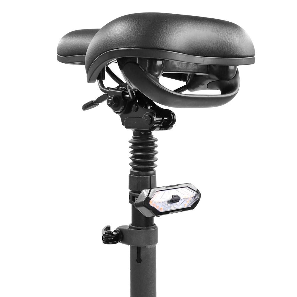LED Turn Tín hiệu ánh sáng Đèn đuôi sau cho NineBot Max G30 Tra ga điều khiển không dây điều khiển từ xa USB Màu sắc cảnh báo sạc lại: MAX G30