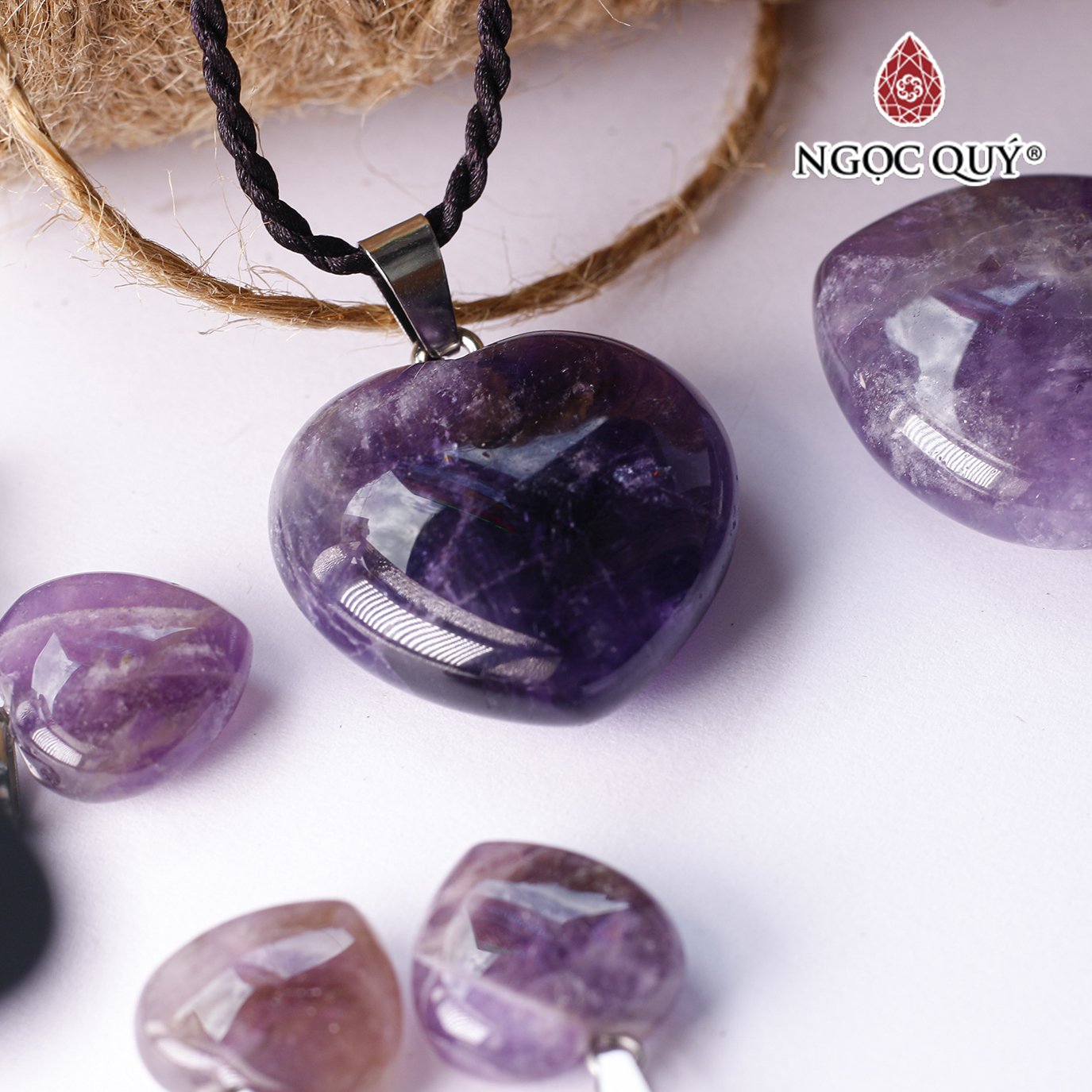 Mặt dây chuyền đá thạch anh tím mệnh hỏa. thổ - Ngọc Quý Gemstones