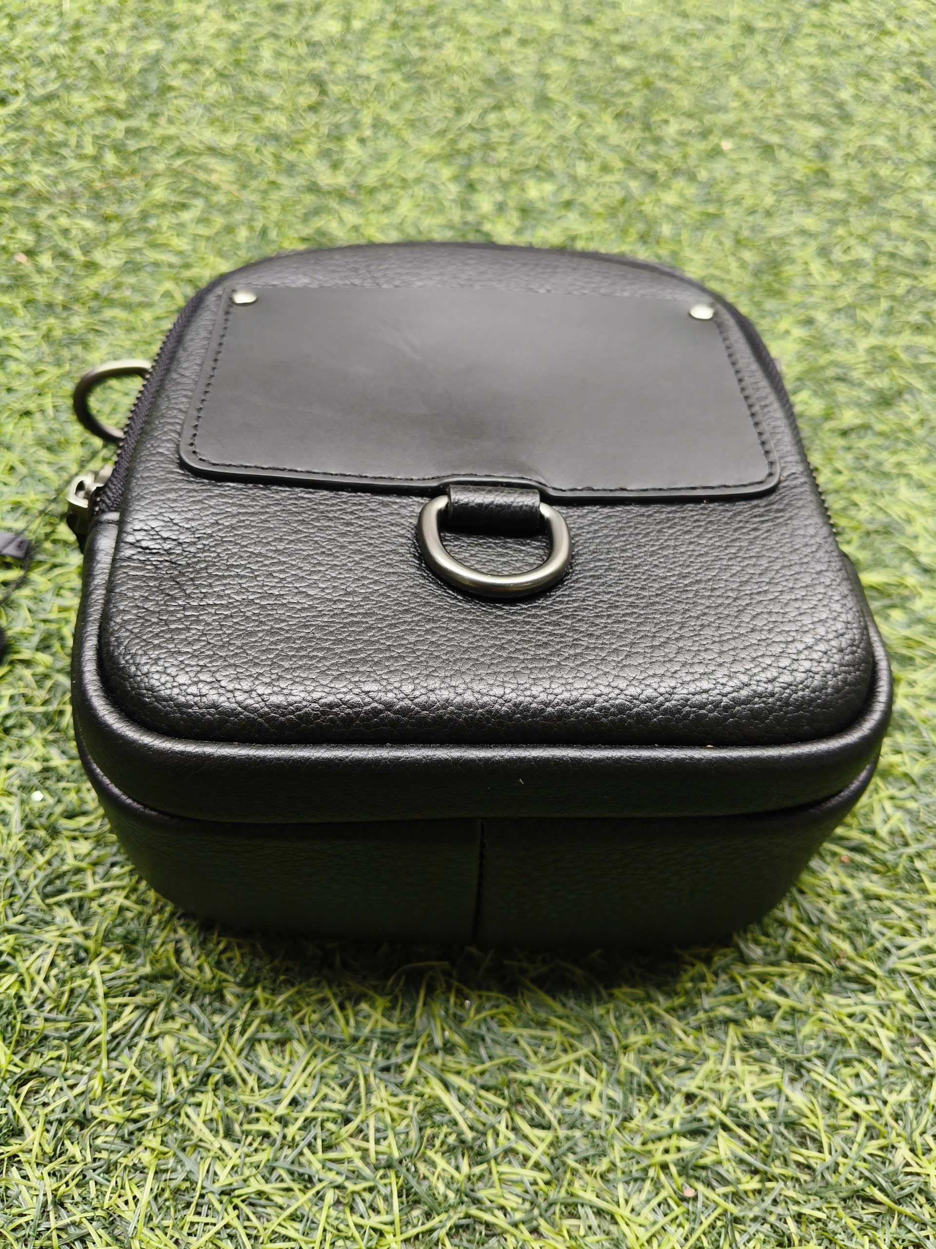 Túi Đeo Chéo Nam Da Bò Thật BHM1413 Mini Nhỏ Gọn Cao Cấp Vân Da Tự Nhiên Đựng Điện Thoại Ví Hộ Chiếu