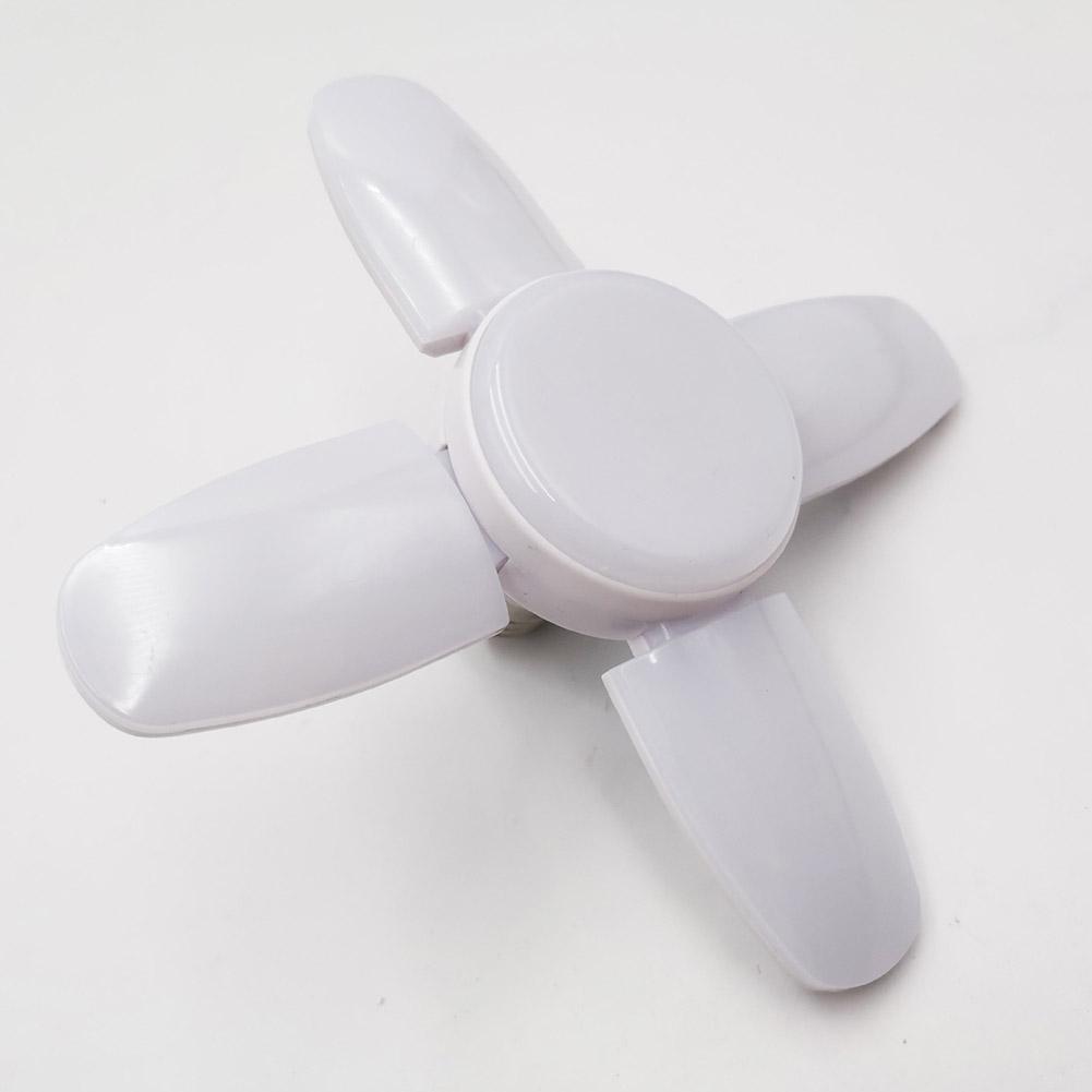 Đèn LED nhà để xe Có thể gập lại E27 Chiếu sáng trần biến dạng có thể điều chỉnh 6500K cho kho xưởng Chiếu sáng chuồng trại công nghiệp