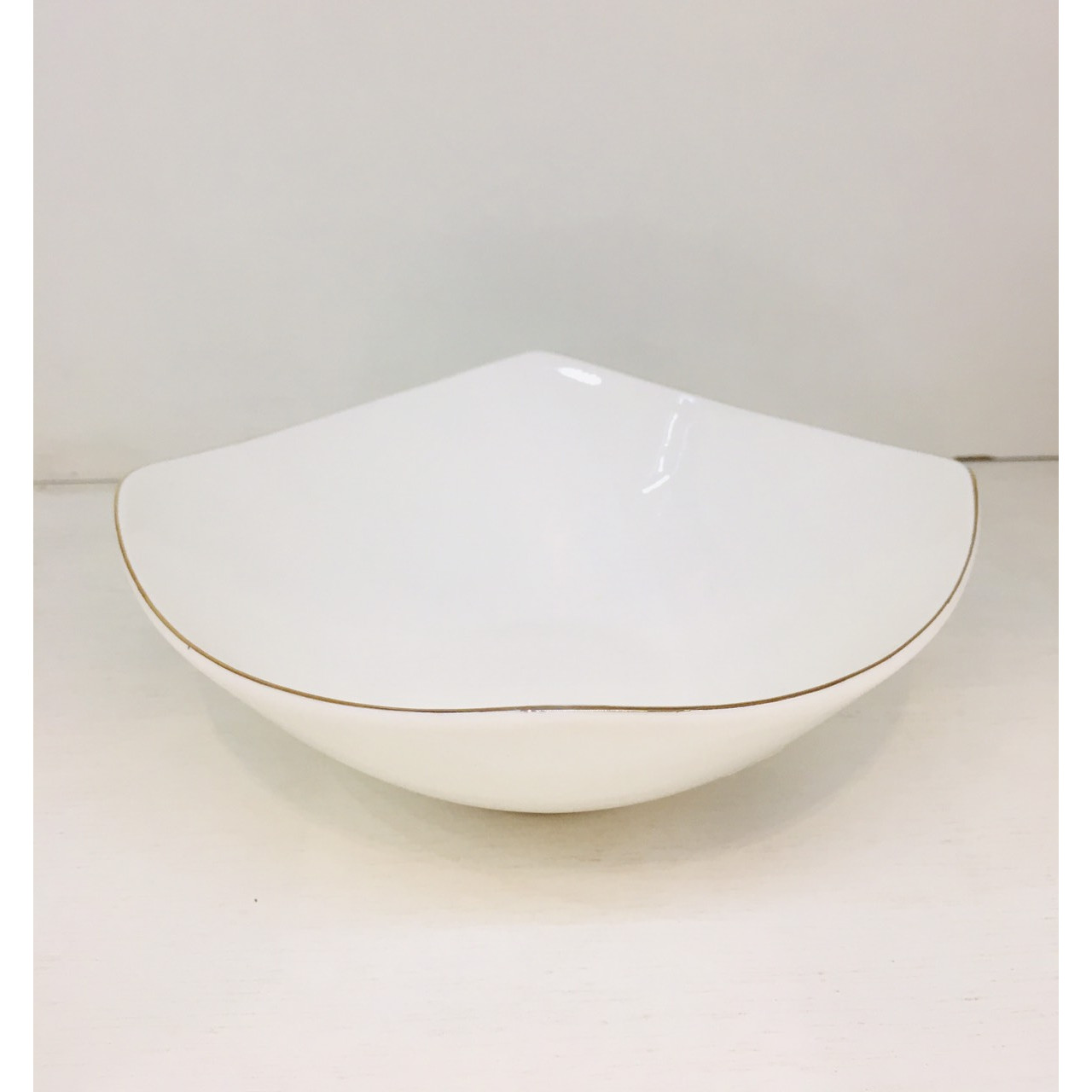 Bát tô vuông trơn sứ xương cao cấp viền vàng phong cách hiện đại 15.6x15.6cm WHITE 5537B