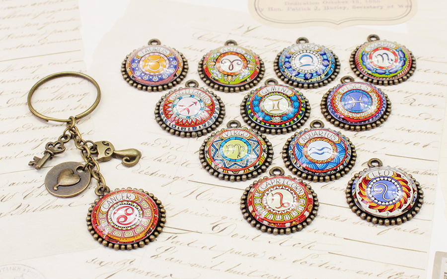 Móc khóa 12 cung hoàng đạo Zodiac màu sắc tươi sáng phong cách retro siêu đẹp 06646-MK0025