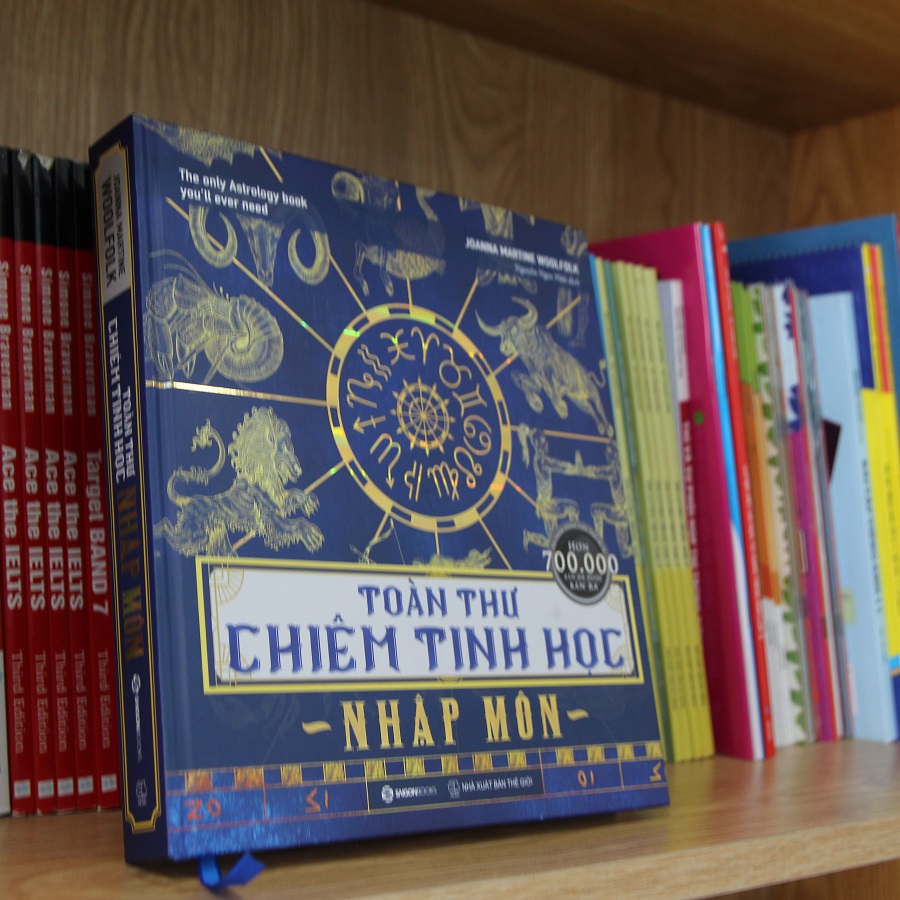 Toàn thư chiêm tinh học nhập môn (The Only Astrology Book You'll Ever Need) - Tác giả: Joanna Martine Woolfolk