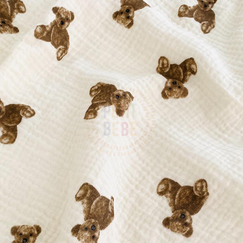 Bộ 4 tấm quây cũi cho bé PETIT BEBE vải muslin họa tiết gấu teddy êm ái an toàn