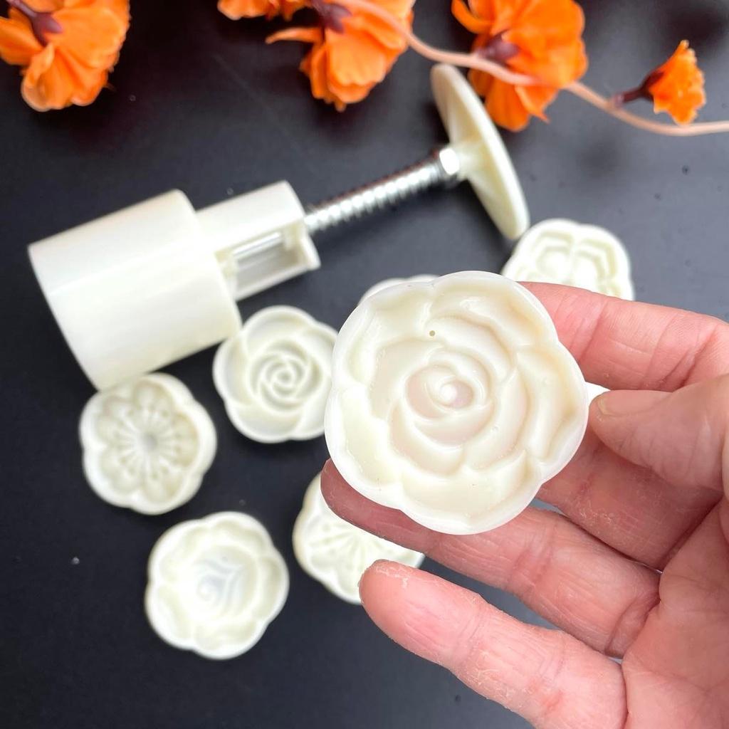 Bộ 8 Mặt Khuôn Trung Thu Hoa Mai, Hoa Hồng, Hoa Đào, Hoa Sen 50gr Hoa Văn 3D sắc nét, làm bánh qui in dấu phục linh