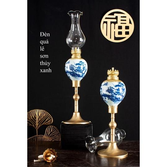 ĐÔI ĐÈN THỜ DẦU CHÂN ĐỒNG TINH XẢO SỨ BÁT TRÀNG