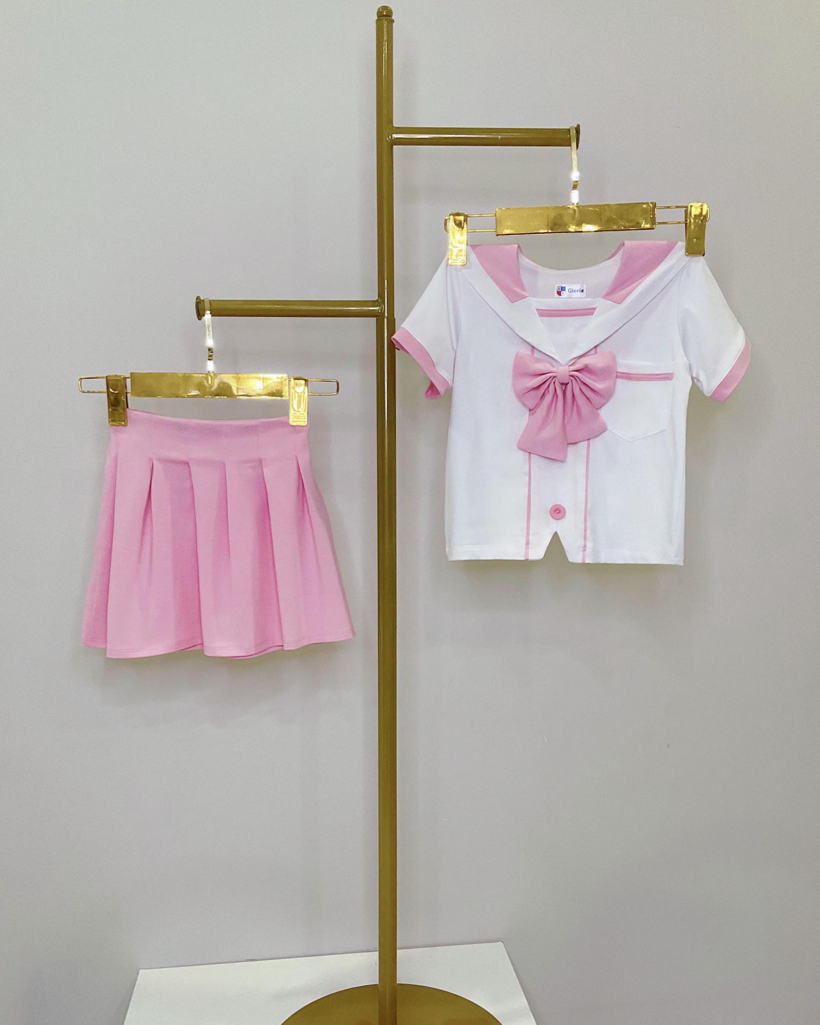 Set đồng phục nữ sinh trắng hồng bé gái kiểu Hàn Quốc từ 4-8 tuổi Gloria kids