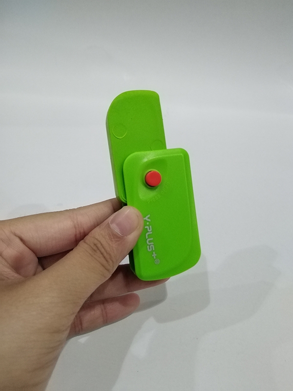 Bộ 2 Tẩy Bấm Spinner - Y PLUS+ EX1106