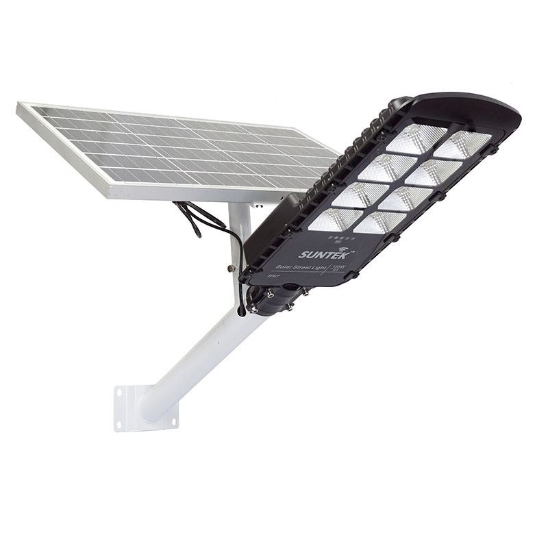 Đèn Đường Năng Lượng Mặt Trời SUNTEK LED Solar Street Light S3 135W - Chiếu sáng liên tục 28-30 giờ | Tuổi thọ 7-8 năm | Chống Nước/Bụi/Sét | Tự động Bật/Tắt | Điều khiển Từ xa - Hàng Chính Hãng - Bảo hành 36 tháng