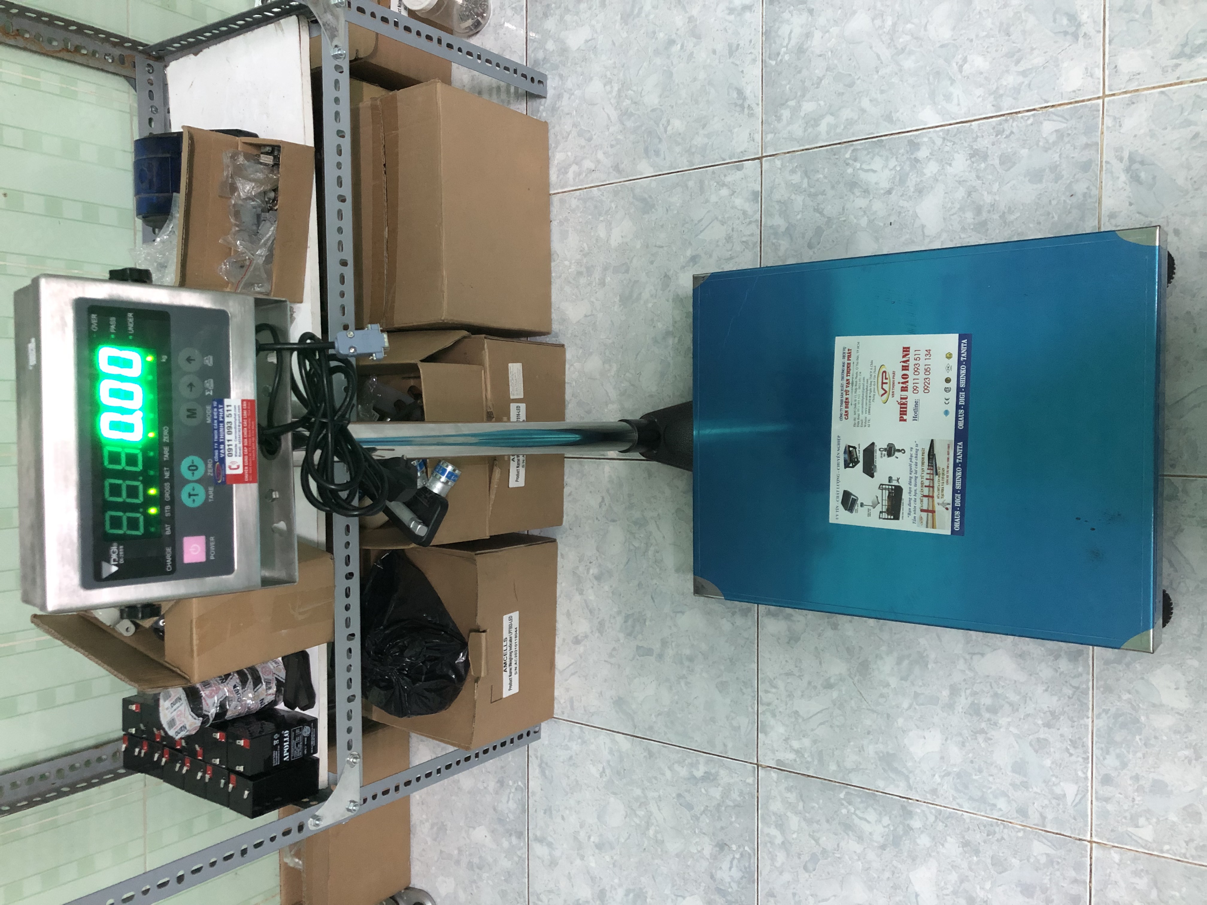 Cân Bàn Điện Tử DIGI-28SS 60 kg