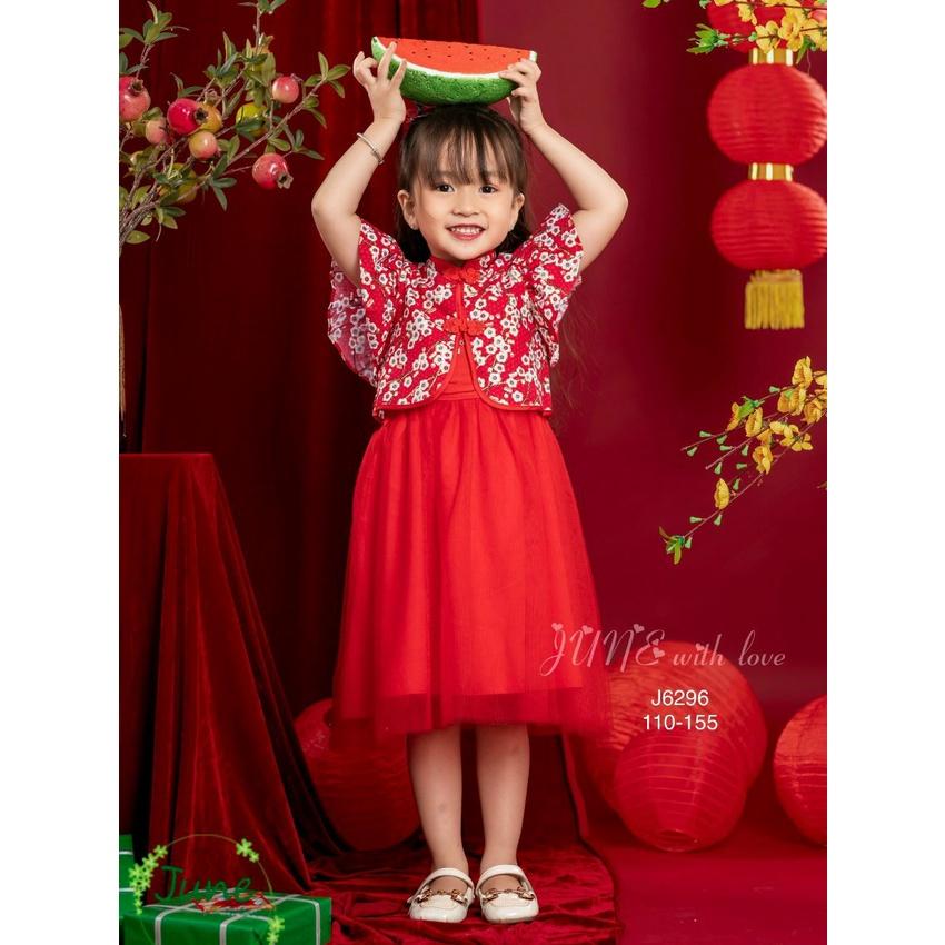 Bộ đầm voan đỏ và áo khoác hoa xinh xắn mềm mại cho bé diện noel và tết