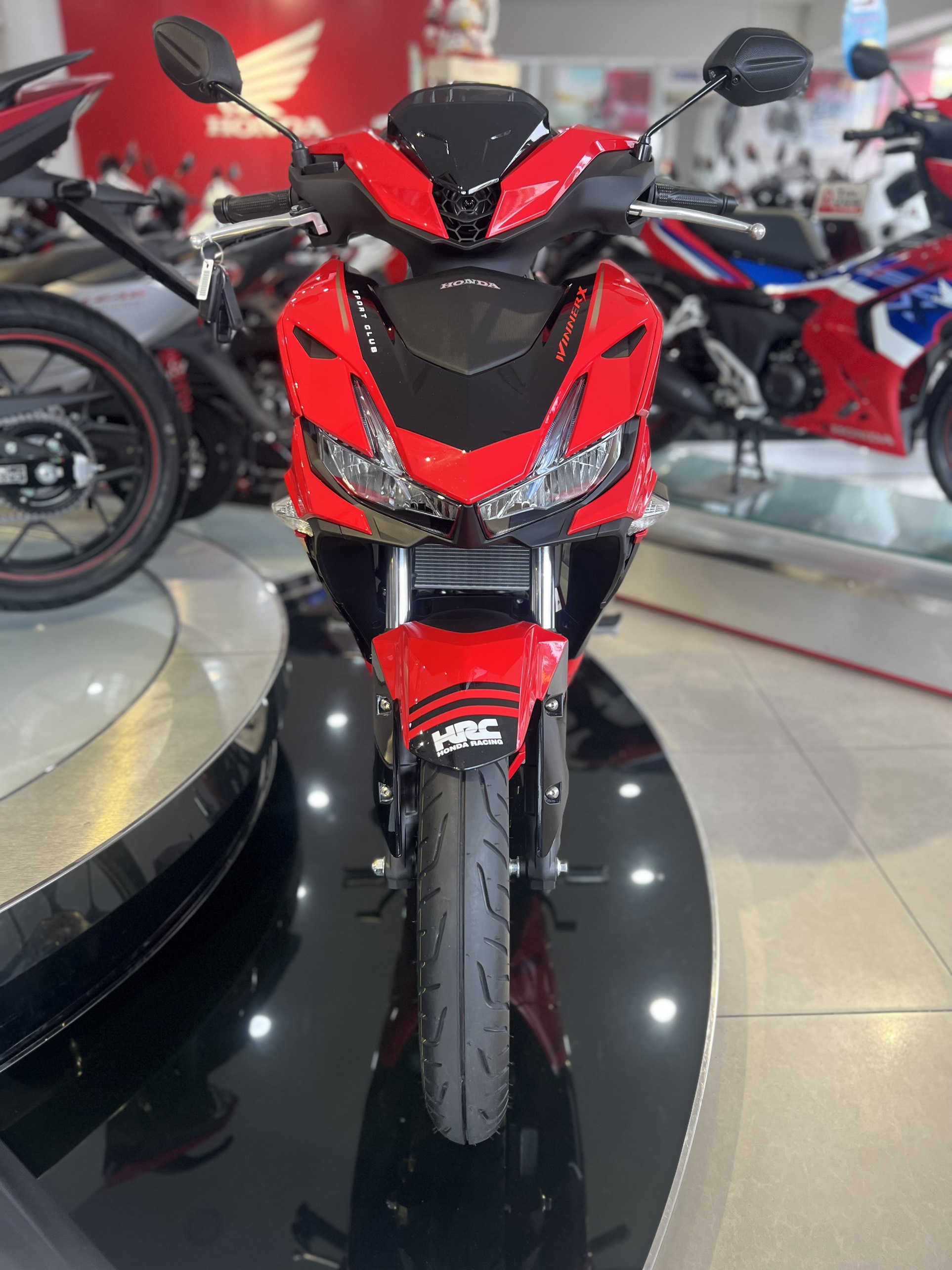 Xe Máy Honda Winner X 150cc Phiên Bản Tiêu Chuẩn 2023_Đỏ Đen