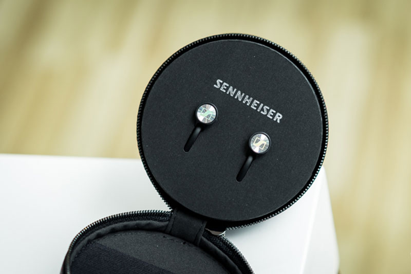 Tai nghe bluetooth Sennheiser Momentum Free