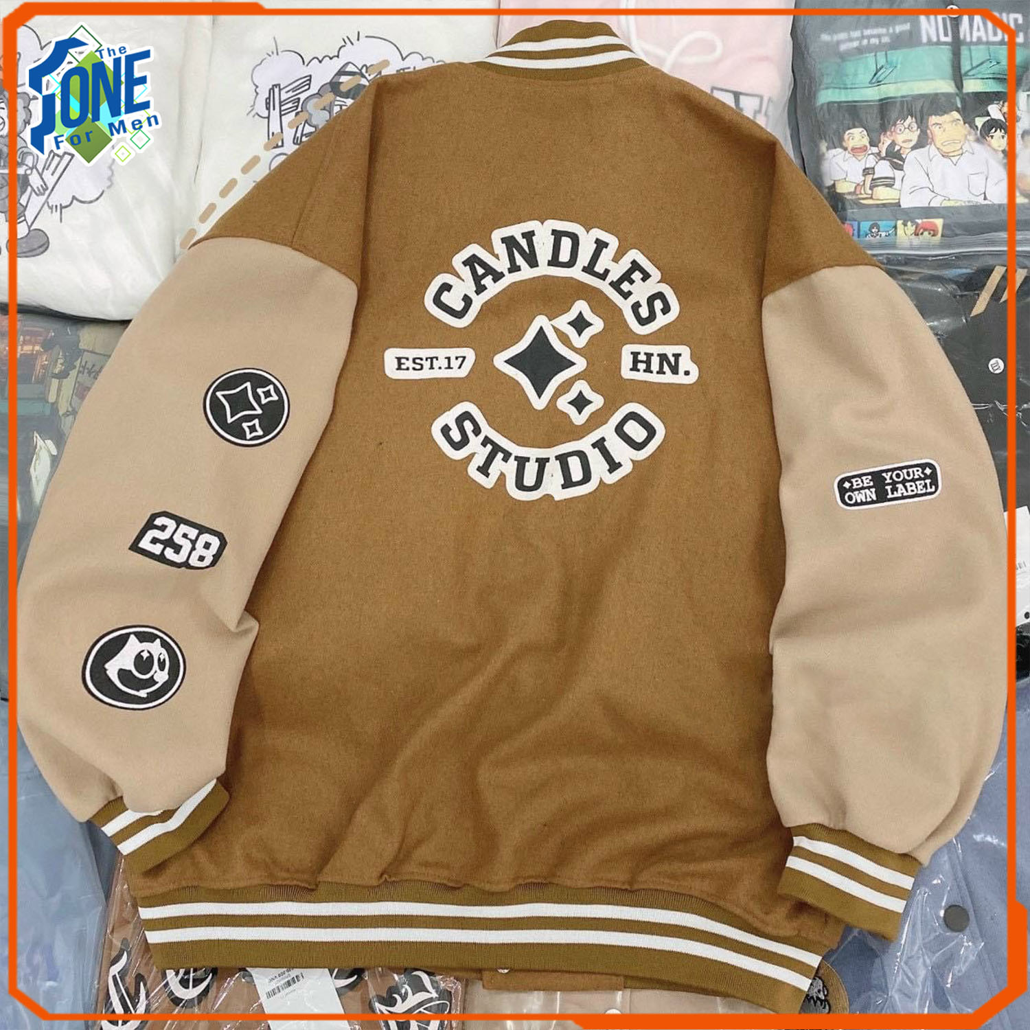 Áo Khoác BomBer Nam Nữ Thêu Sticker Trước Sau , Phối Màu Cực Teen, Mặc 4 Mùa, Vải Mềm Mịn Chống Nắng Cực Tốt, Form Dưới 75kg Thích Hợp Các Bạn Trẻ Tuổi Teen Nam Và Nữ