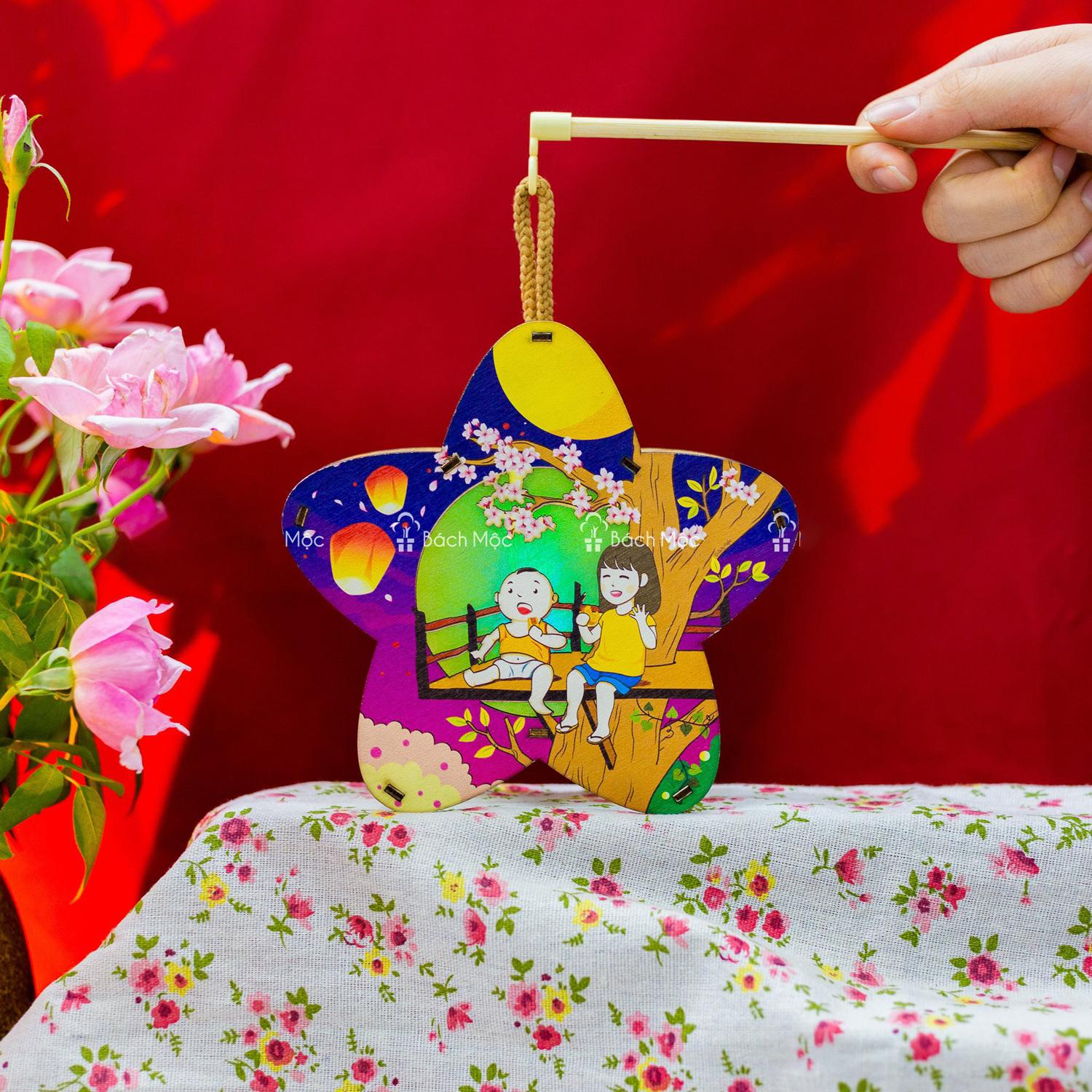 Lồng Đèn Trung Thu Gỗ 2 Mặt Màu - Bách Mộc - Chị Em