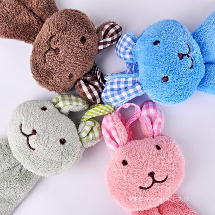 Khăn lau tay nhà bếp với kiểu dáng chú Thỏ dễ thương, xinh xắn, ngộ nghĩnh cho đôi tay bạn sạch sẽ mỗi ngày và không gian nhà bếp bạn thêm sinh động
