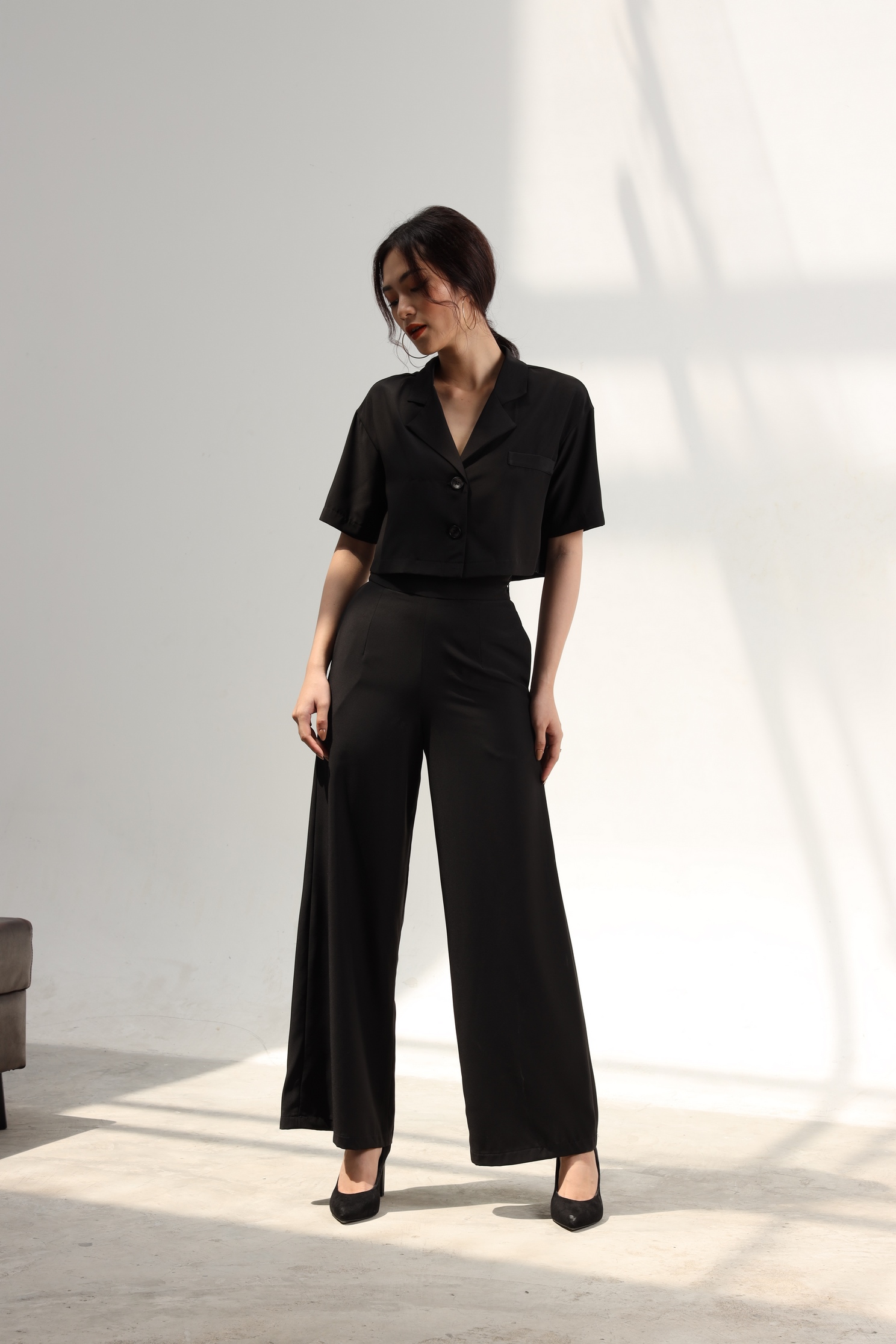 Set áo vest croptop quần dài ống rộng lưng thun cá tính