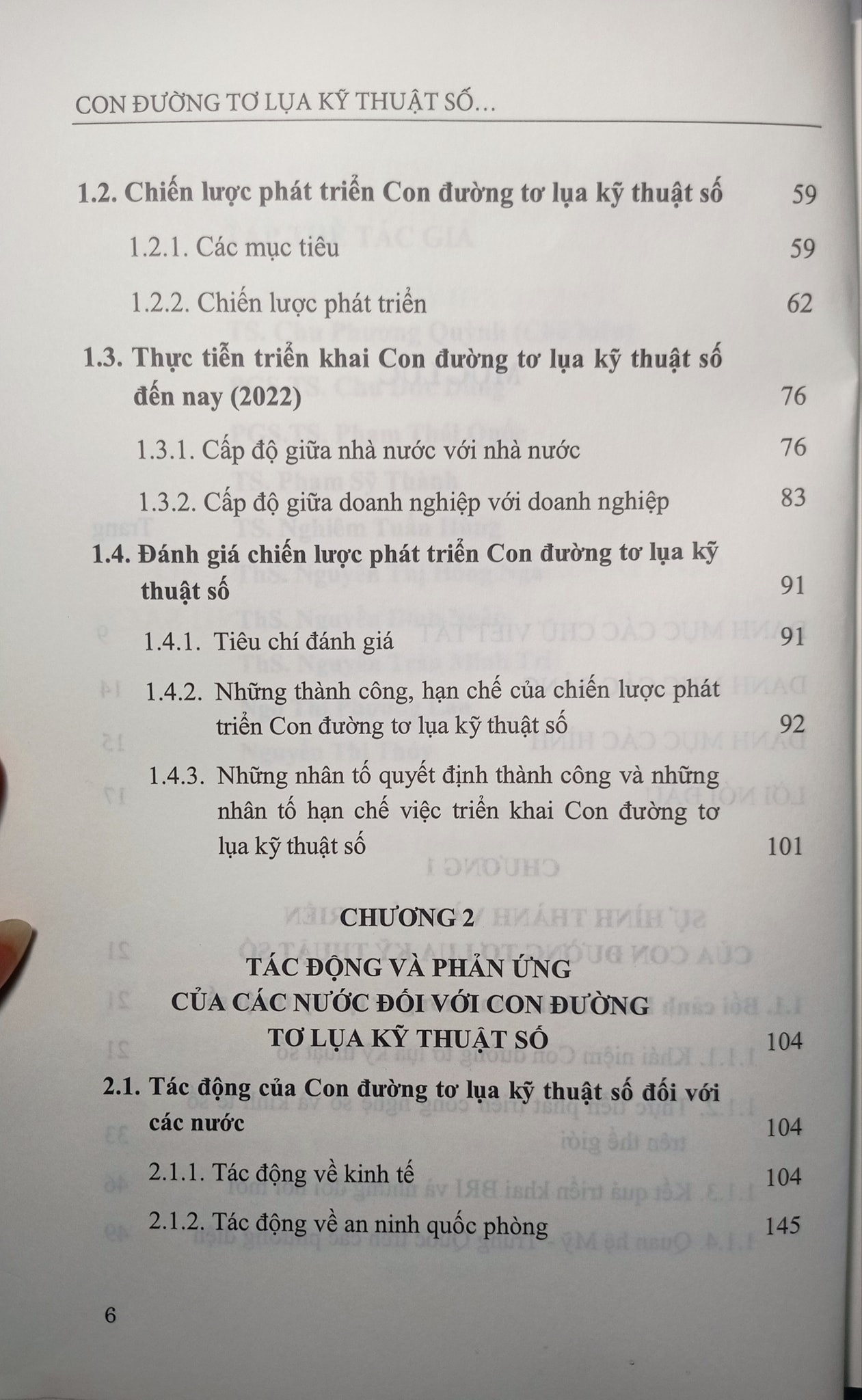 CON ĐƯỜNG TƠ LỤA KỸ THUẬT SỐ CỦA TRUNG QUỐC VÀ HÀM Ý CHÍNH SÁCH CHO VIỆT NAM (Sách chuyên khảo) - TS. Chu Phương Quỳnh (Chủ biên) - bìa mềm