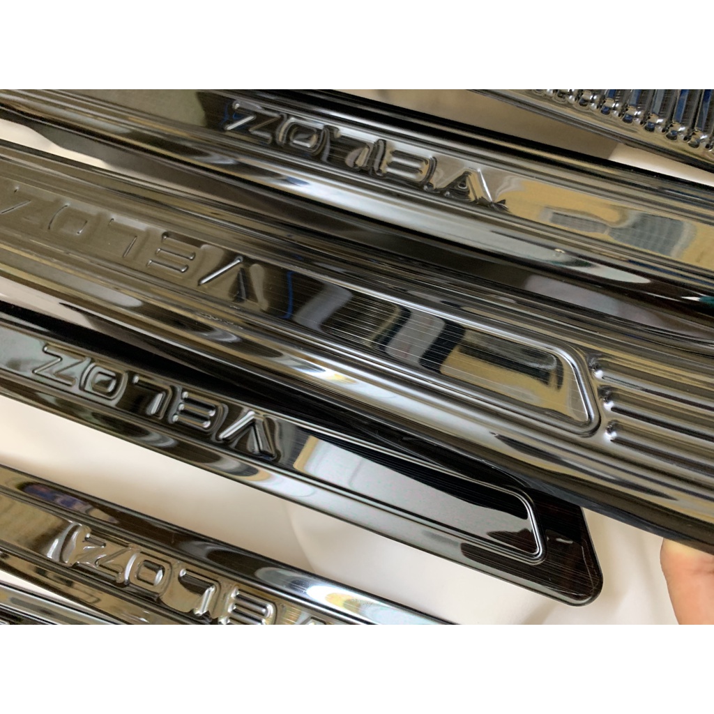 Ốp Bậc Cửa, Nẹp Bước Chân xe TOYOTA VELOZ 2022-2023 HàngTitan