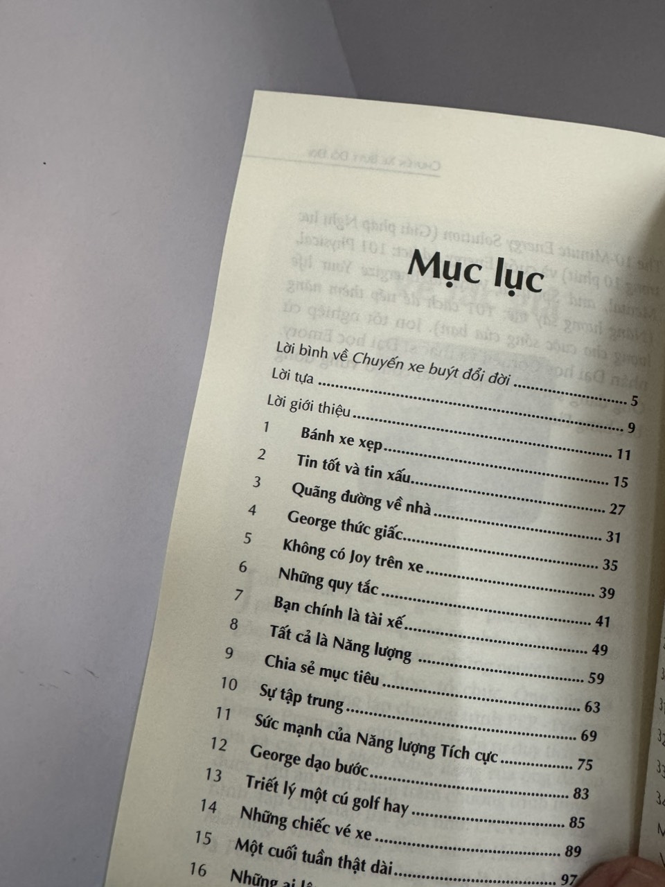 CHUYẾN XE BUÝT ĐỔI ĐỜI - 10 Quy Tắc Tiếp Năng Lượng Tích Cực Cho Cuộc Sống, Công Việc Và Đội Ngũ Của Bạn - Jon Gordon – Nguyễn Văn Phát dịch – First News - NXB Tổng hợp TPHCM