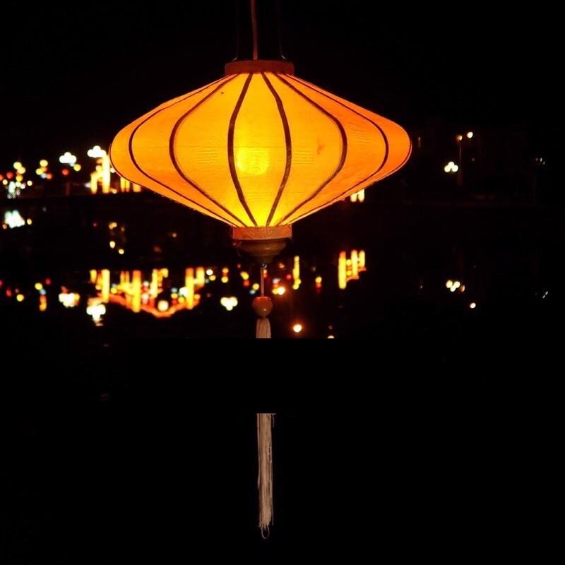 Đèn lồng đĩa bay hội an vải lụa