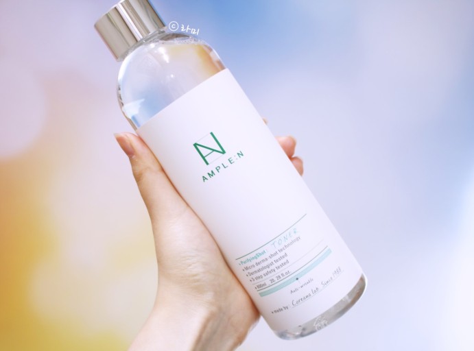 Nước hoa hồng làm sạch, se khít lỗ chân lông Ample:N Purifying Toner 600ml