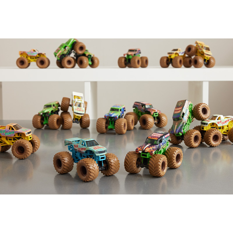 Đồ Chơi MONSTER JAM Ô Tô Chiến Xe Muder Bí Ẩn 6065345