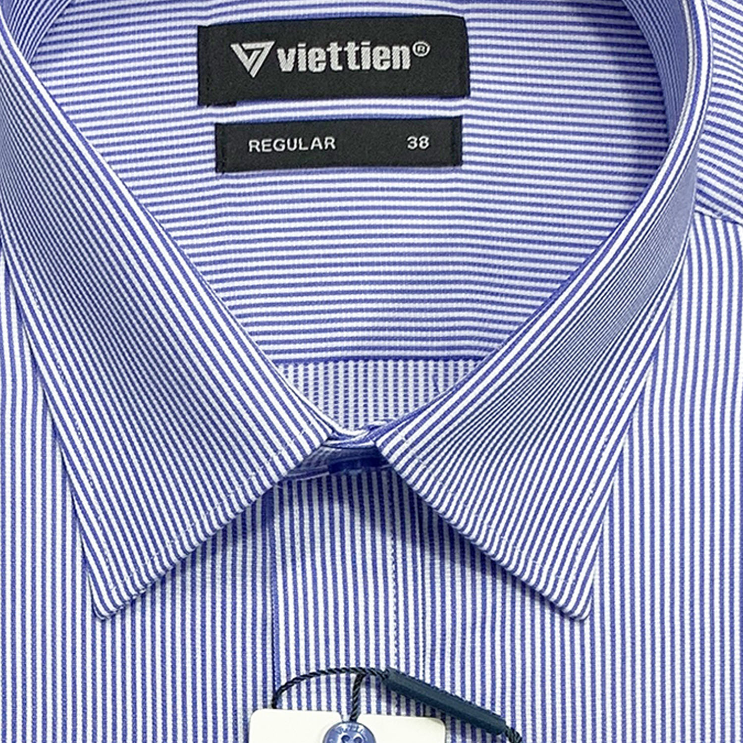 Viettien - Áo sơ mi nam ngắn tay xẻ tà lai ngang kẻ sọc 1P2165 regular
