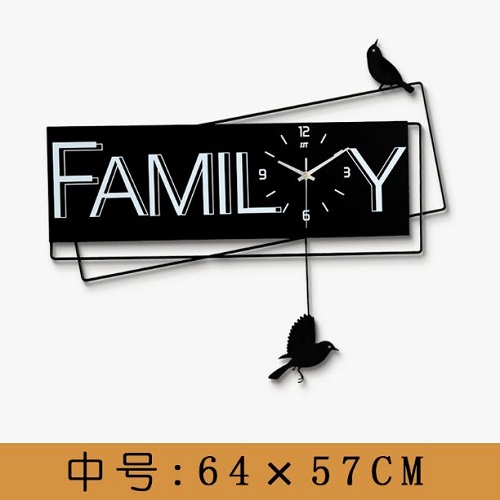 Đồng hồ trang trí treo tường chữ FAMILY cách điệu - DHFCD01