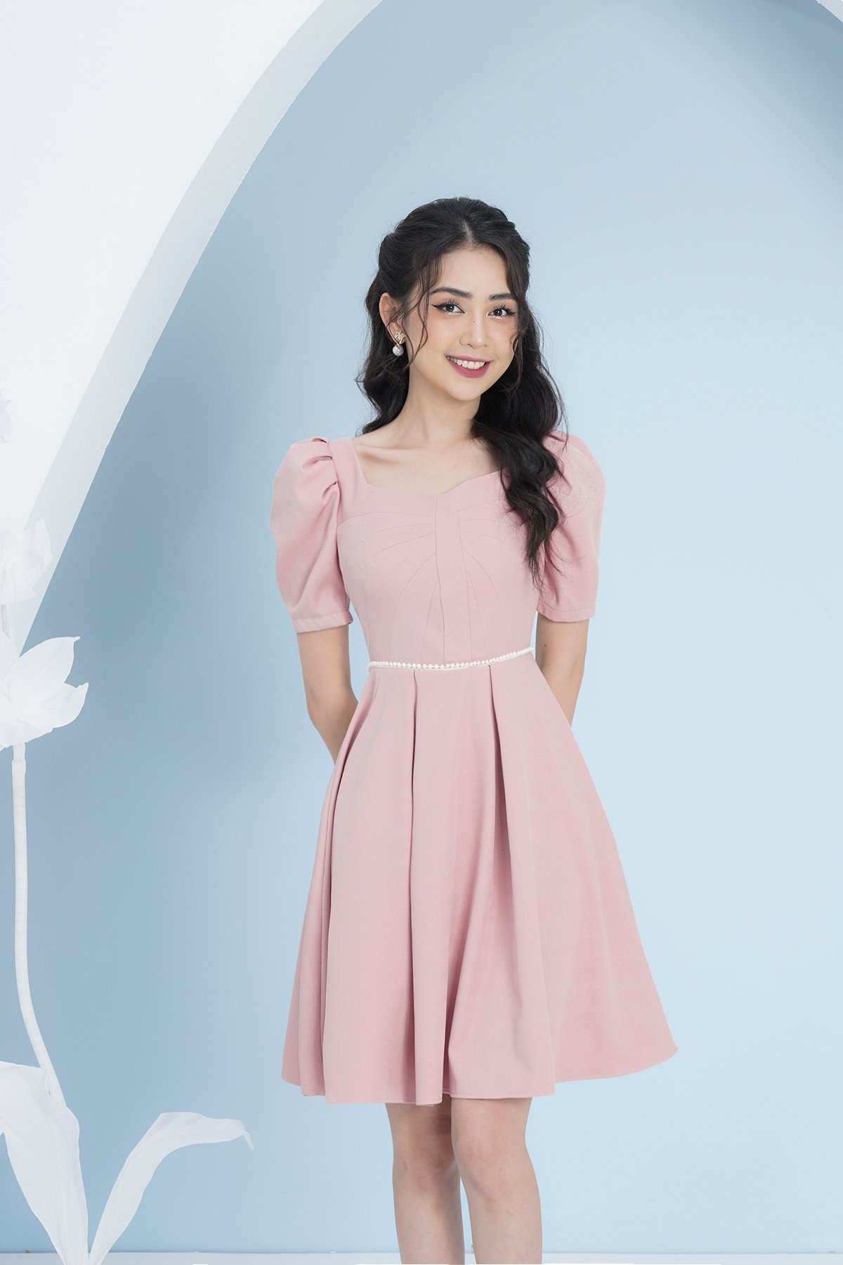 Váy Cổ Vuông Thiết Kế Tay Bồng Luperi LFV3286 Đính Ngọc Ở Eo Trẻ Trung