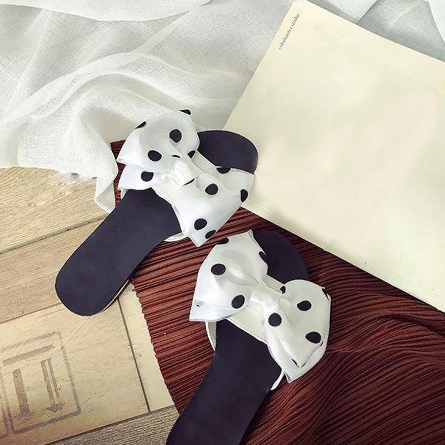 Dép quai ngang nơ chấm bi cực yêu