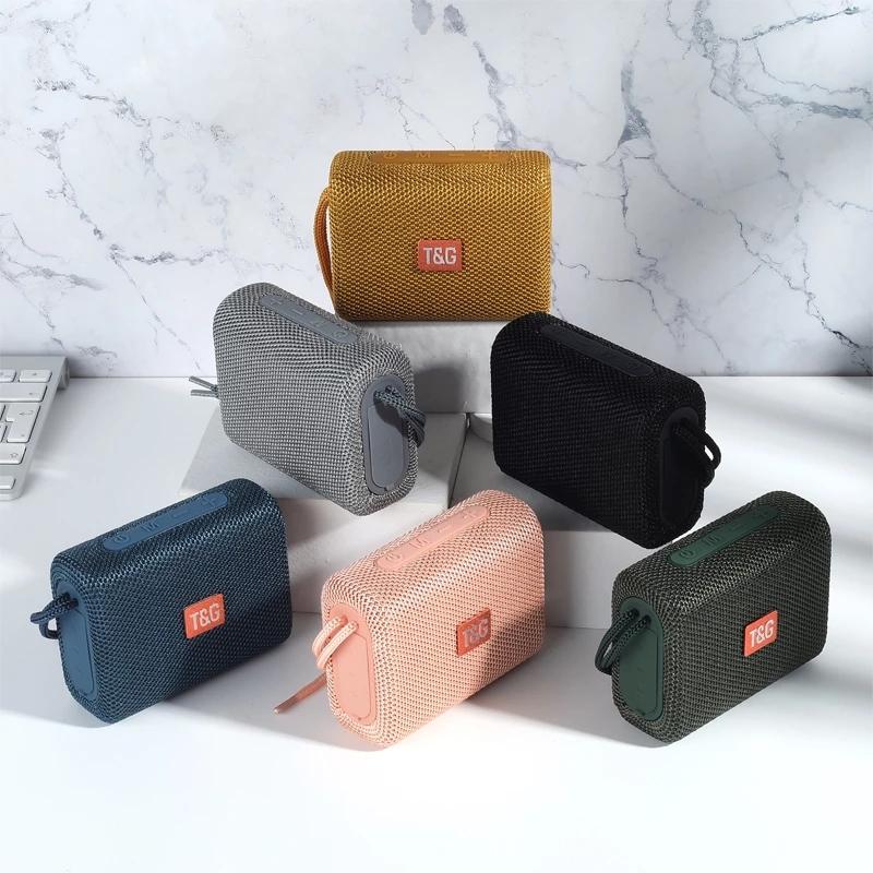 Loa di động TG313 Loa siêu trầm Bass không dây Loa ngoài trời chống nước Hỗ trợ Loa âm thanh nổi TF USB Màu sắc: Đen