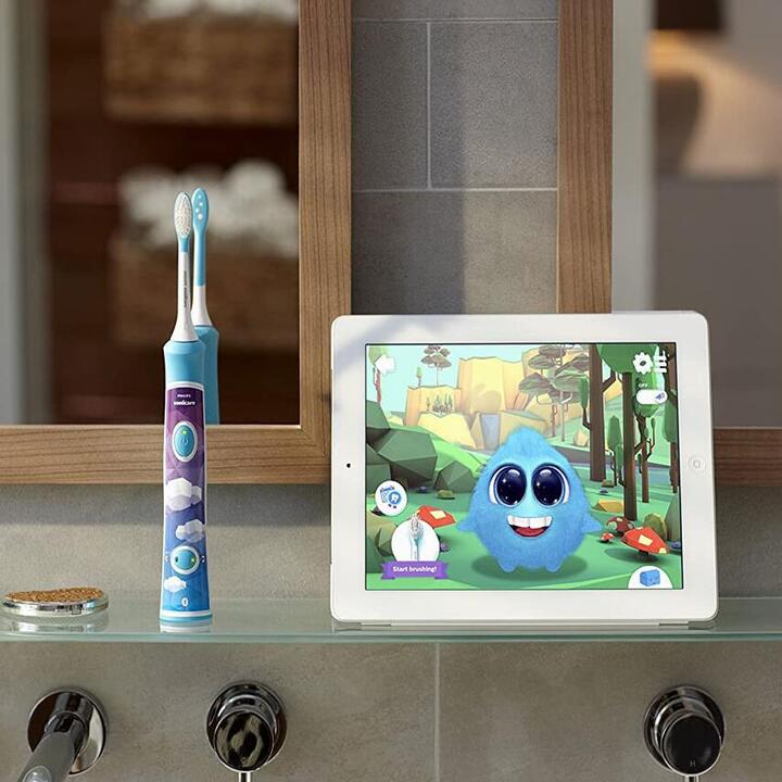 Bàn chải đánh răng điện trẻ em thương hiệu Philips HX6322/04 Sonicare For Kids - Kết nối ứng dụng thông minh - HÀNG NHẬP KHẨU