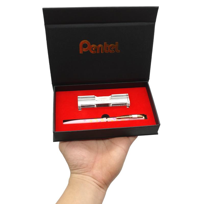 Bút Bi Nắp Vặn Cao Cấp Energel 0.7 mm - Pentel BL2007PS1-C - Màu Hồng - Mực Xanh