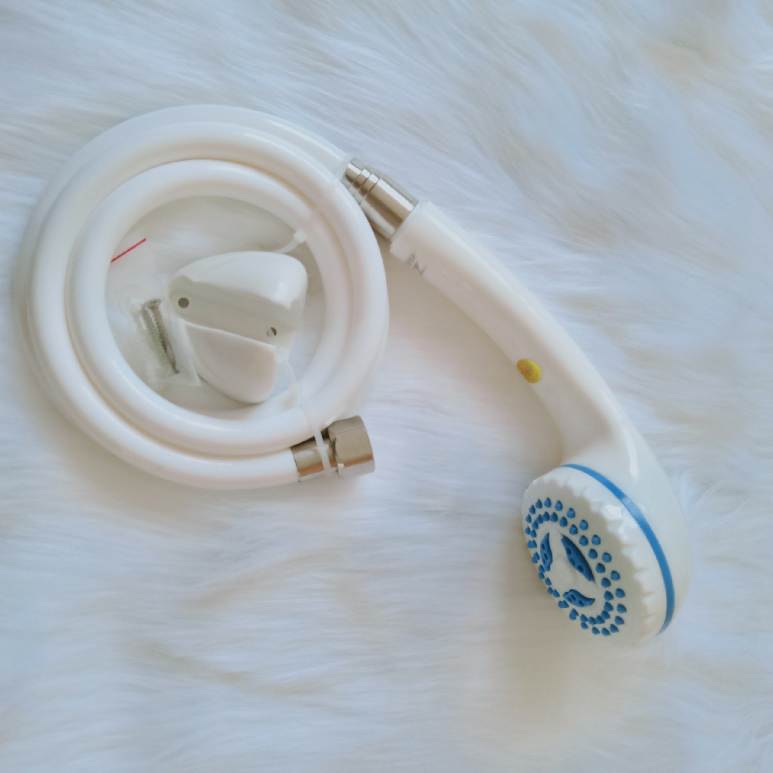 Vòi Hoa Sen Nhựa Cao Cấp (kèm dây senHT39SN09)