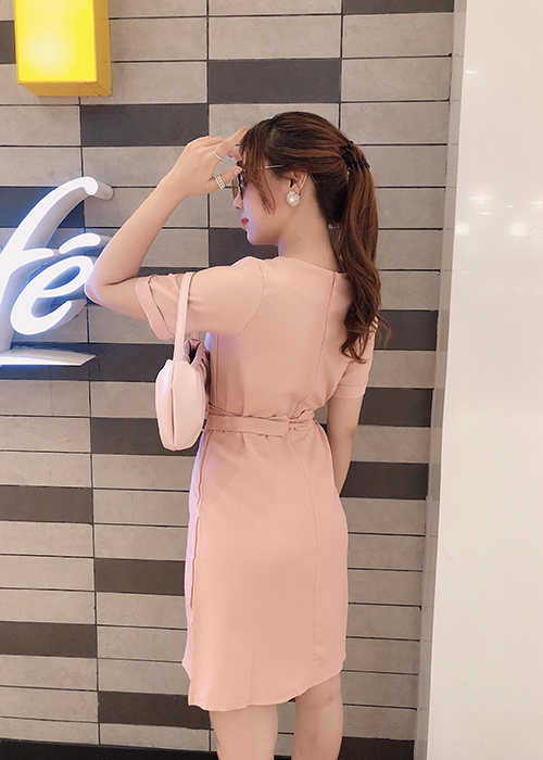 Đầm Suông Công Sở Thắt Dây Eo