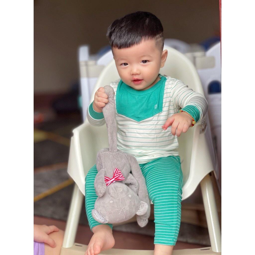 Bộ áo dài tay điều hòa cổ yếm kẻ modal cho bé