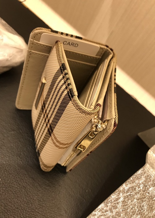 Ví da tổng hợp cầm tay họa tiết caro