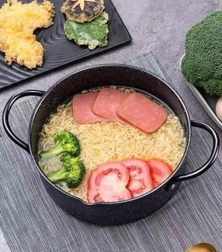 NỒI CHIÊN SÂU LÒNG TẶNG KÈM GÁC DẦU
