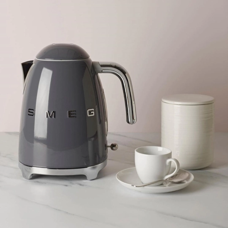 Ấm siêu tốc SMEG KLF03GREU Hàng Chính Hãng