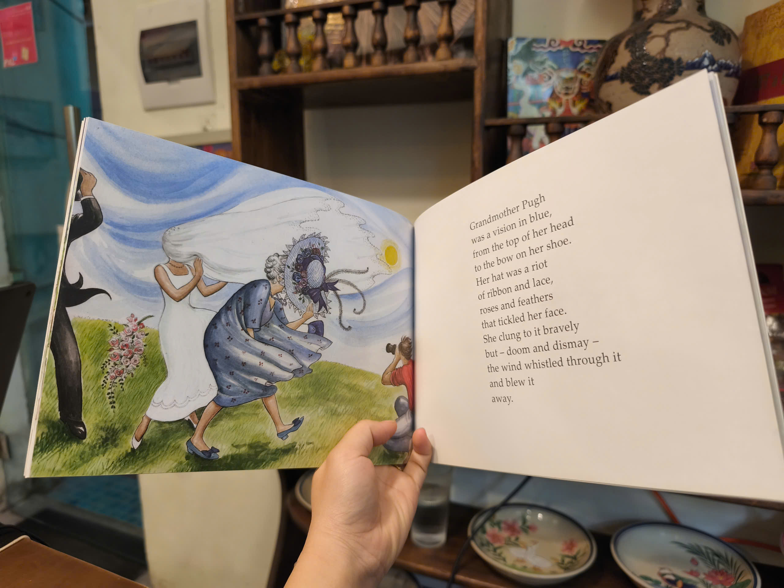 Sách - Hairy Maclary's Hat Tricks by Lynley Dodd - Sách thiếu nhi tiếng anh