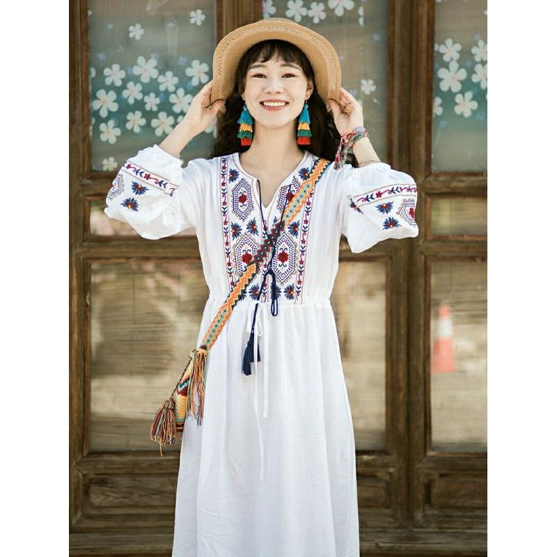 Váy Du Lịch Hoạ Tiết Thêu Thổ Cẩm Vintage Dài Tay