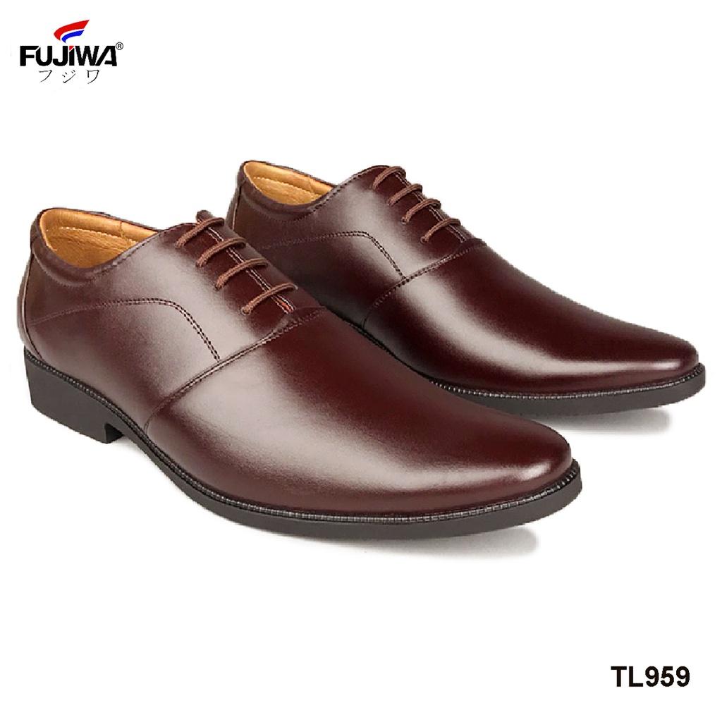 Giày Tây Nam Trơn Da Bò Fujiwa - TL959. Da bò cao cấp, đế cao su tạo độ bám tốt, bền bỉ theo thời gian. Còn Đen size 38