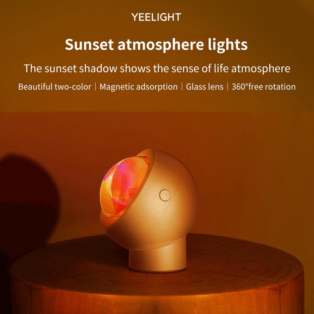 Hình ảnh Đèn LED chiếu hình cầu vồng hoàng hôn Yeelight xoay 360 độ kèm đế nam châm tiện dụng kèm phụ kiện
