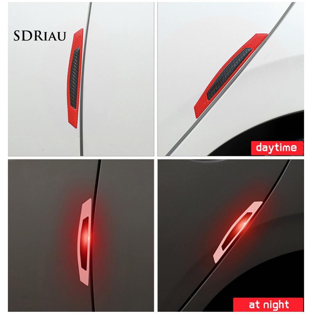Bộ 4 sticker cacbon thiết kế trang trí chống trầy cho chi tiết xe hơi