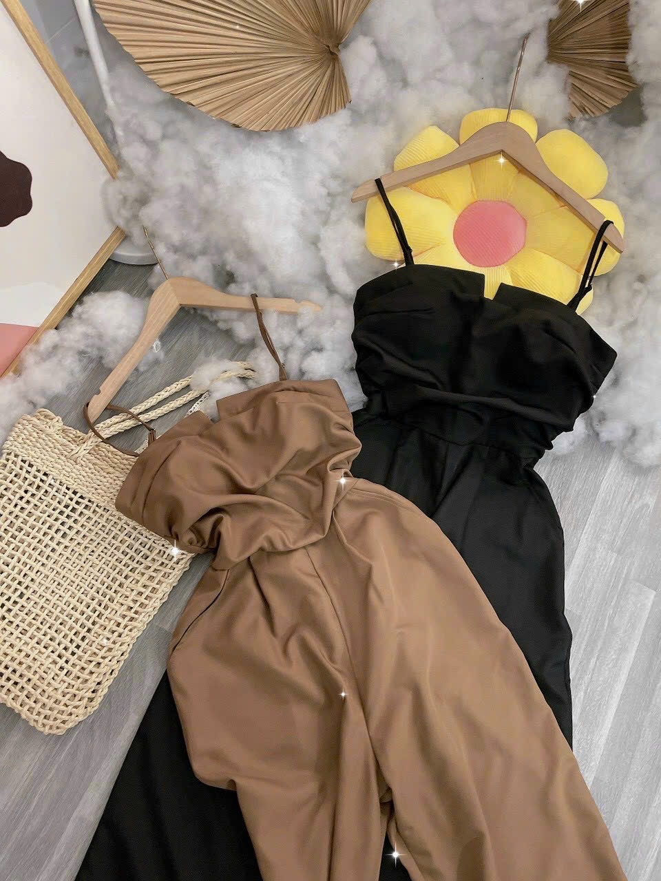 JUMPSUIT / ĐỒ BAY ÁO 2 DÂY CỔ U QUẦN ỐNG RỘNG LƯNG CAO SUÔNG TRƠN ĐI CHƠI ĐI BIỂN DẠO PHỐ