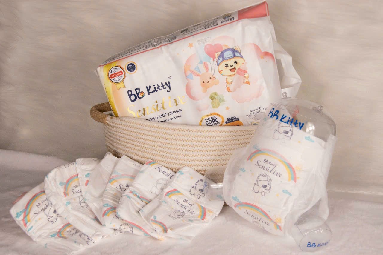 [S64]Tã/Bỉm Dán  BB KITTY SENSITIVE dành cho da Nhạy Cảm size S 64 miếng/ 04 - 08 kg mẫu mới 2024