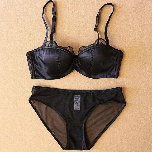 Bộ đồ lót nữ W268 có gọng đệm mỏng vải Satin hàng Quảng Châu
